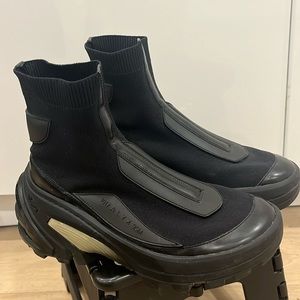 1017 ALYX 9SM MID BOOT WITH VIBRAM SOLE BOOTS